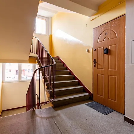 Centre By Bookinghost